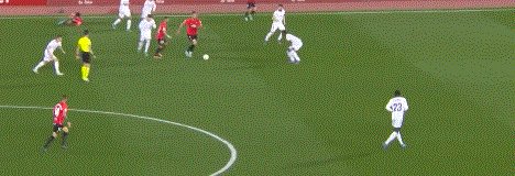 华体会app登录入-【西甲】本泽马双响破两纪录+助攻+伤退 皇马3比0胜